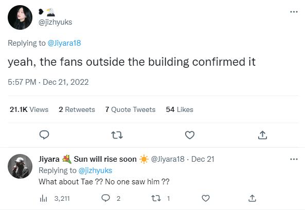 Jimin (BTS) bị bắt gặp trước tòa nhà YG, liệu có phải hẹn hò?-2