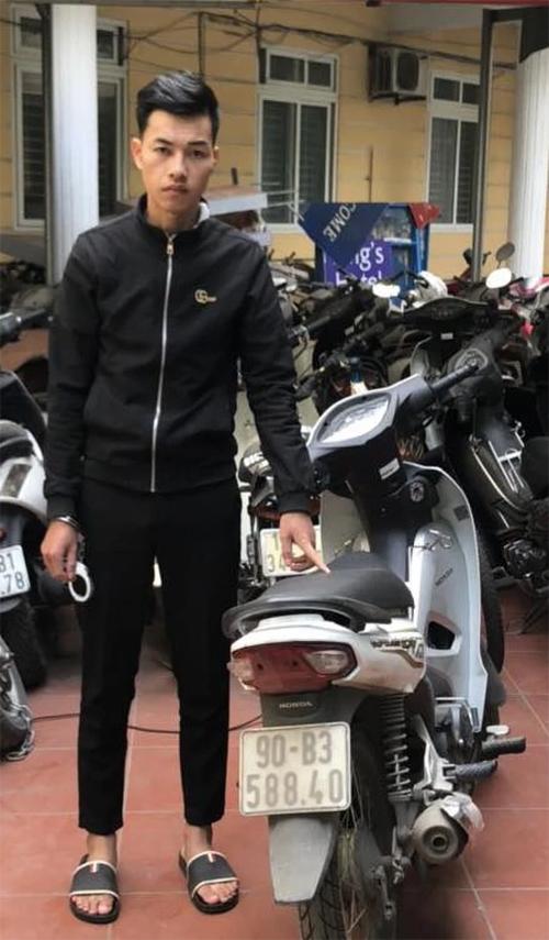 Trộm xe nhưng phải dắt bộ, thanh niên gặp công an rồi bị bắt-1