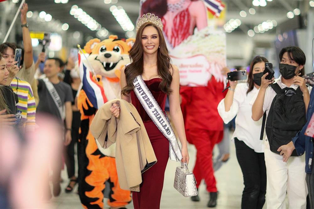 Thí sinh Miss Universe lên đường: Ngọc Châu hay ai nổi bật nhất?-15