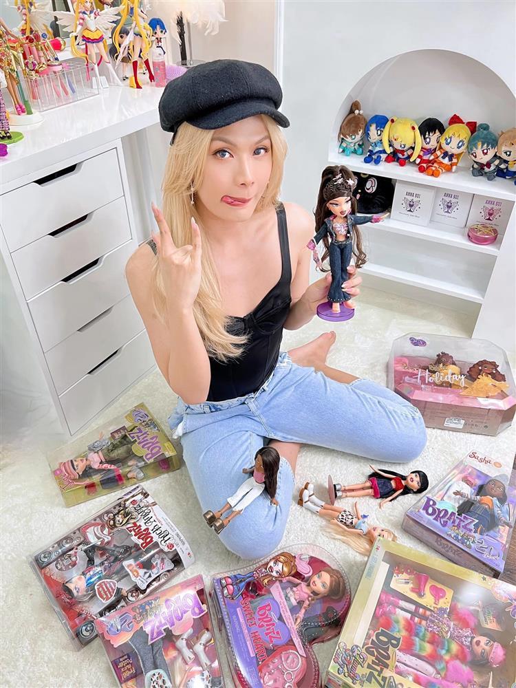 Tin showbiz Việt ngày 27/12: Luna Đào xinh ngang ngửa búp bê-3