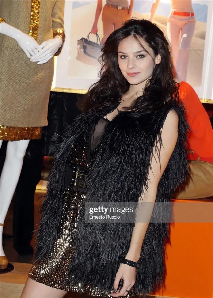 Tình mới Song Joong Ki lộ ảnh mang bầu từ 10 năm trước-2