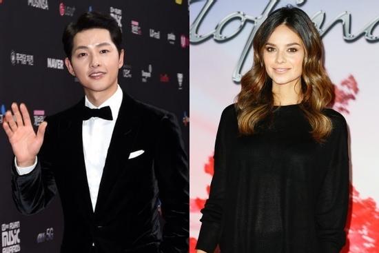 Tình mới Song Joong Ki lộ ảnh mang bầu từ 10 năm trước