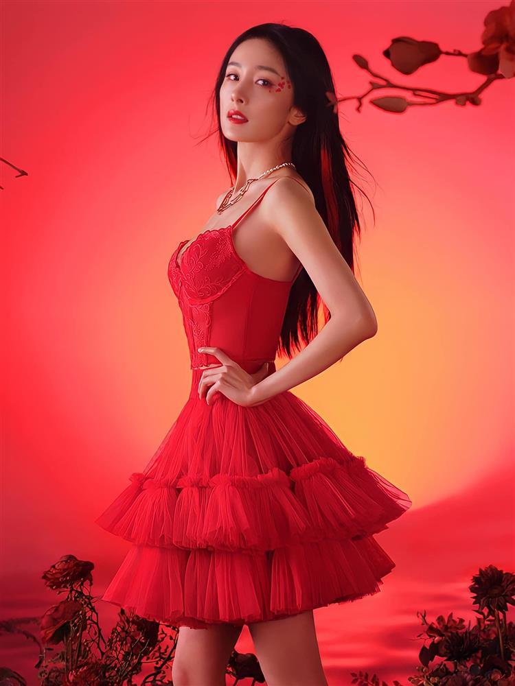 Dương Mịch bị chê khi quảng cáo nội y Victorias Secret-2