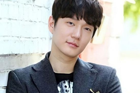 Nam diễn viên Ye Hak Young đột ngột qua đời ở tuổi 40