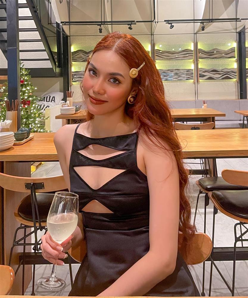 Bất ngờ nhan sắc Lan Khuê giữa dàn mỹ nhân trẻ đẹp-4