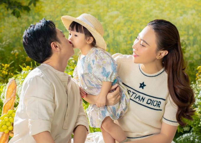 Bảo Thy lạc quẻ khi đụng hàng Đỗ Mỹ Linh và hội dâu nhà giàu-6