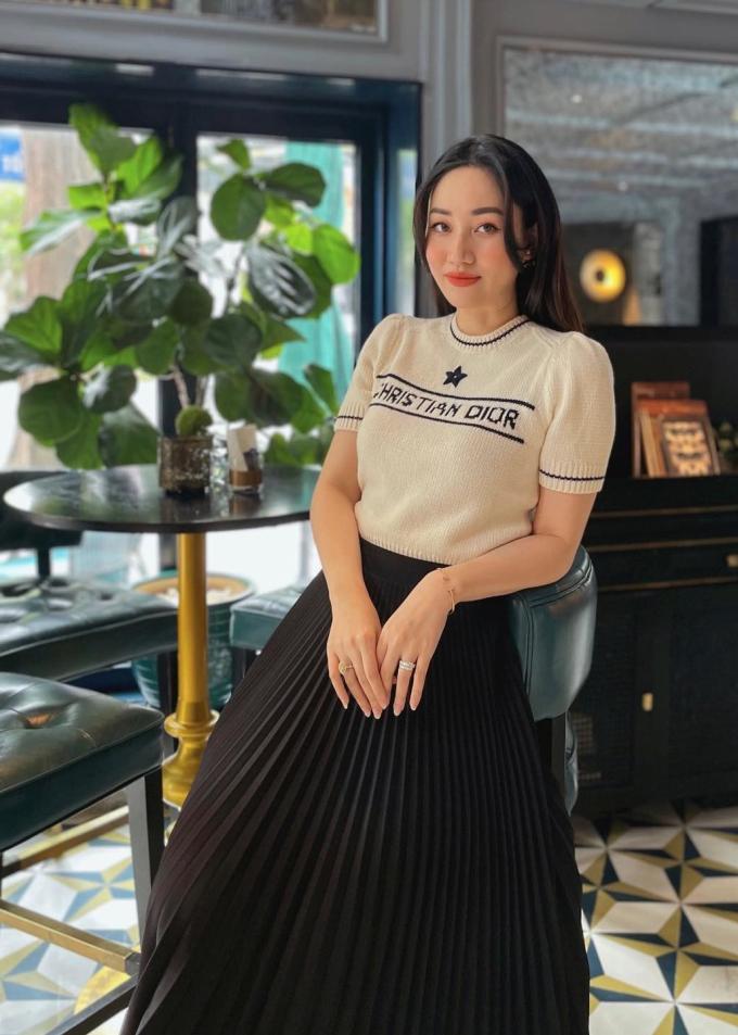 Bảo Thy lạc quẻ khi đụng hàng Đỗ Mỹ Linh và hội dâu nhà giàu-7