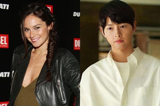 Lộ diện con gái riêng của tình mới Song Joong Ki