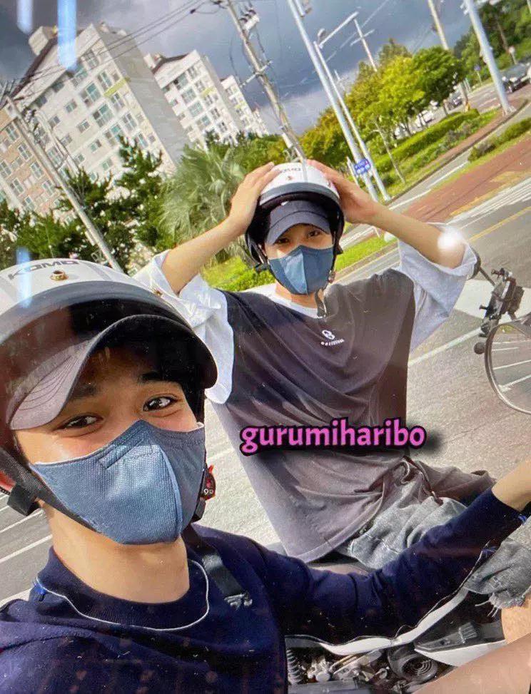 Chuyện hẹn hò đình đám 2022: Jennie và V chiếm sóng nguyên năm-9