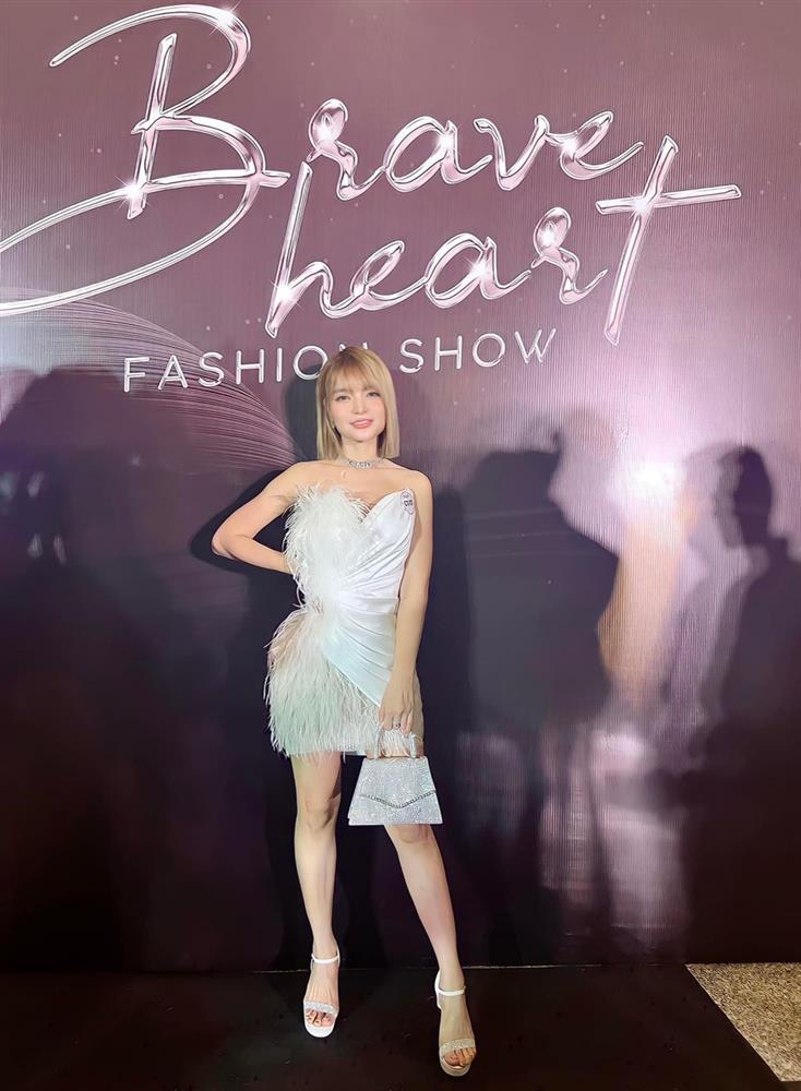 Vợ Mạc Văn Khoa dự định trùng tu vì vòng 1 khiêm tốn-2