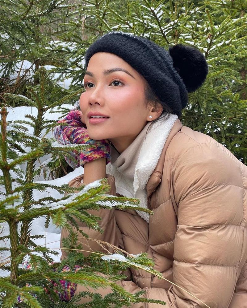 Tin showbiz Việt ngày 28/12: Chồng Đỗ Mỹ Linh ngày càng phong độ-4