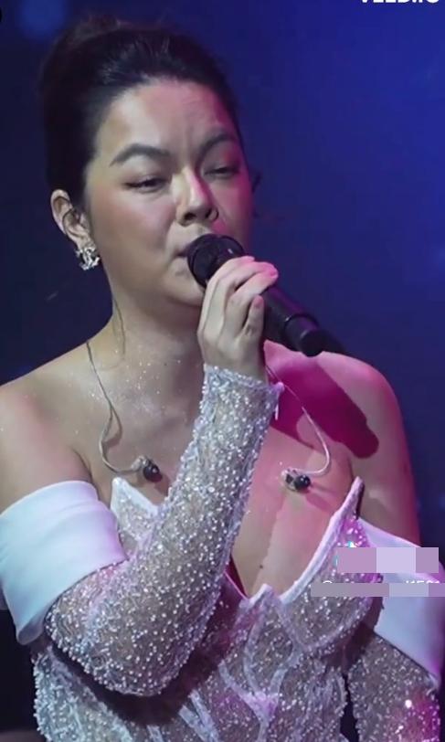 Thời gian lấy đi mọi thứ, kể cả nhan sắc đình đám Phạm Quỳnh Anh-2