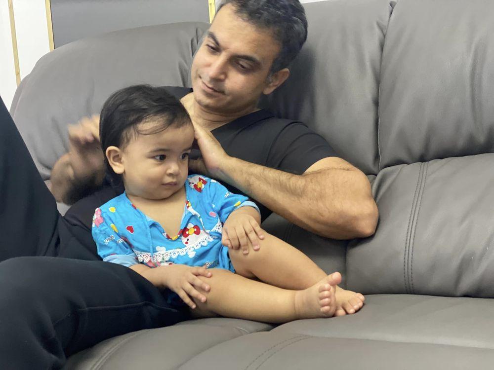 Con gái Võ Hạ Trâm gây cười vì mặc đầm dạ hội như bà cụ non-9