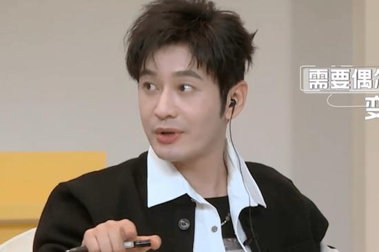 Huỳnh Hiểu Minh gây tranh cãi khi nhắc đến việc dạy con