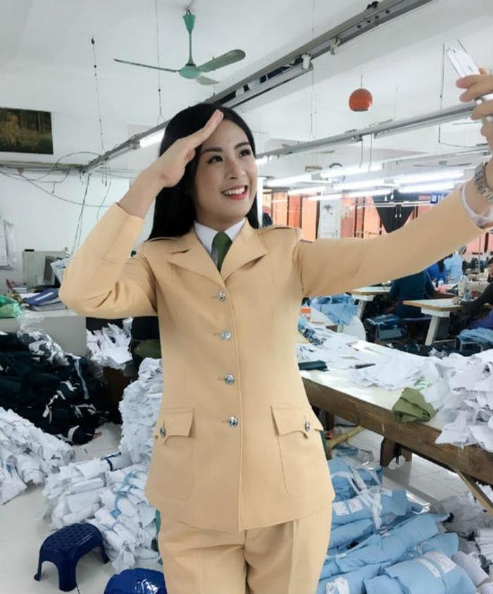 Miss Grand Thiên Ân siêu đáng yêu với quân phục ở Sao Nhập Ngũ-8