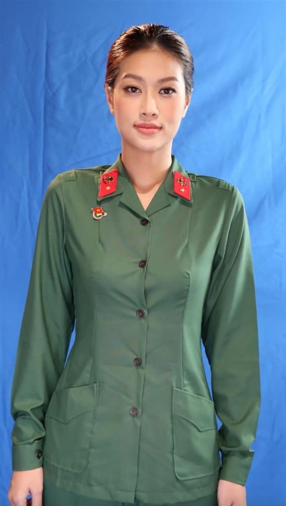 Miss Grand Thiên Ân siêu đáng yêu với quân phục ở Sao Nhập Ngũ-2