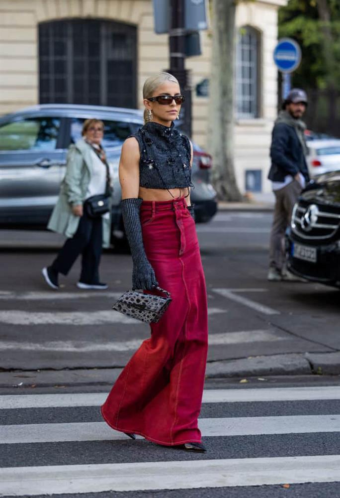 Sắc màu xu hướng năm 2023: đỏ tía Viva Magenta-3