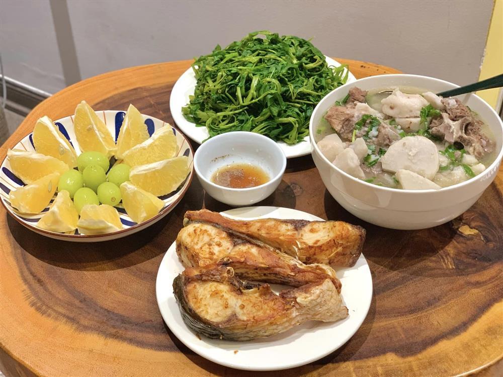 Mẹ trẻ 9x với loạt mâm cơm ngon mướt mắt cho mùa đông-10