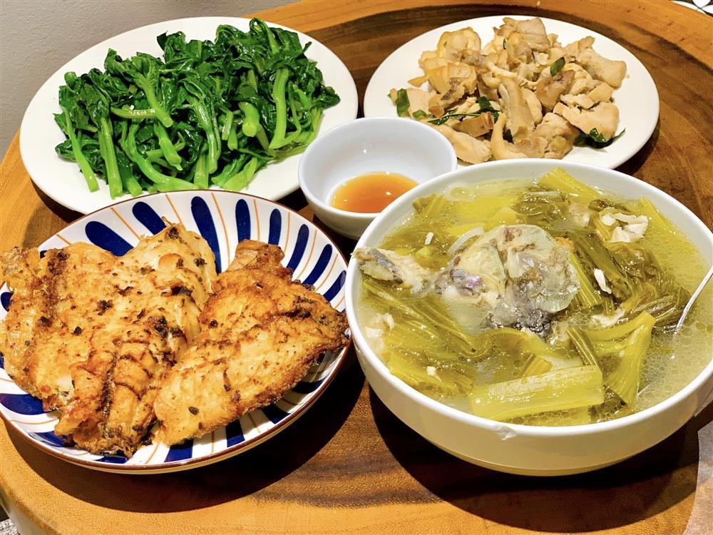 Mẹ trẻ 9x với loạt mâm cơm ngon mướt mắt cho mùa đông-12