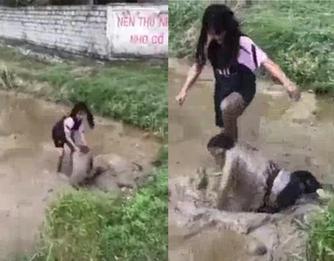 Tình tiết mới vụ nữ sinh lớp 8 bị đánh lên bờ xuống ruộng-2