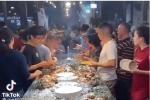 Độc đáo kiểu ăn giỗ buffet ở miền Tây Việt Nam-7