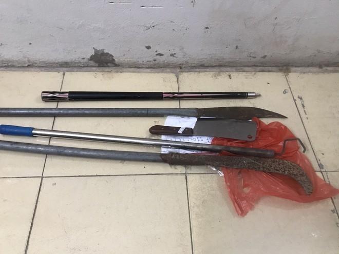 Vì 1 nữ nhân viên karaoke, hàng chục thanh niên lao vào hỗn chiến-2