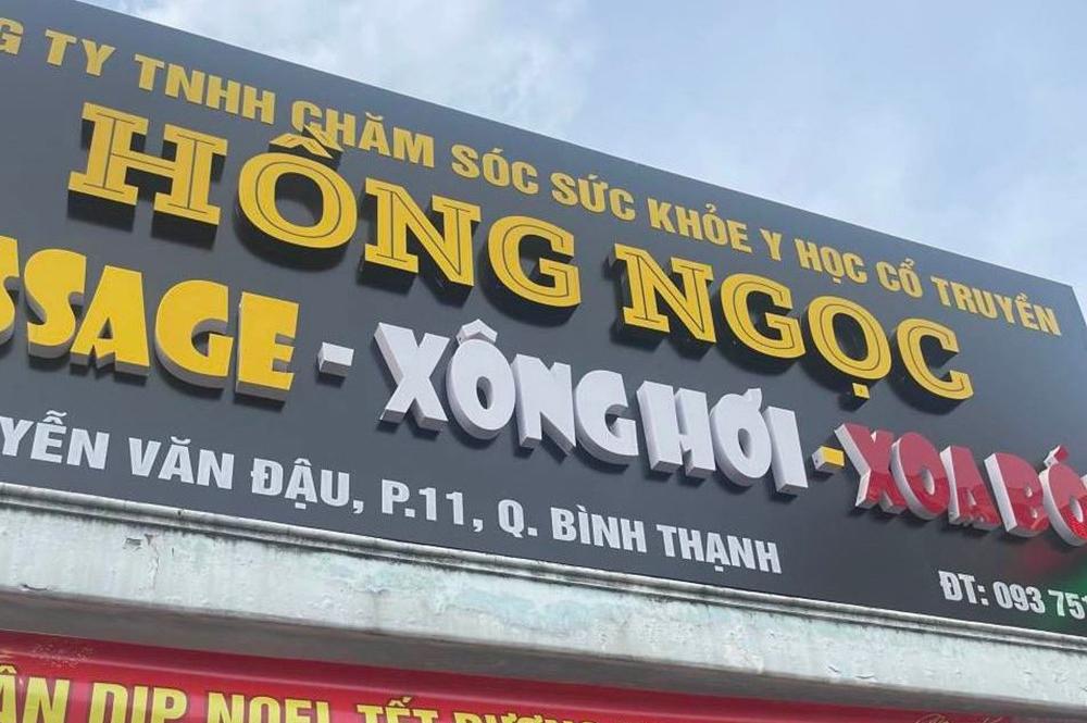 Nhân viên cơ sở y học cổ truyền ở TP.HCM tắm tiên cùng khách-1