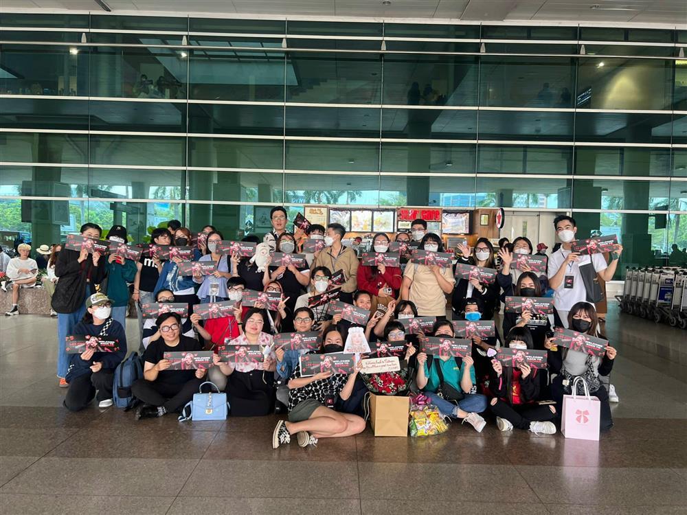 CL (2NE1) cực ngầu khi quay lại Việt Nam biểu diễn sau 8 năm-2