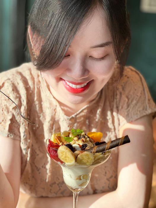 Ly Kute đón sinh nhật tuổi 32, ngỡ ngàng nhan sắc mẹ đơn thân-1