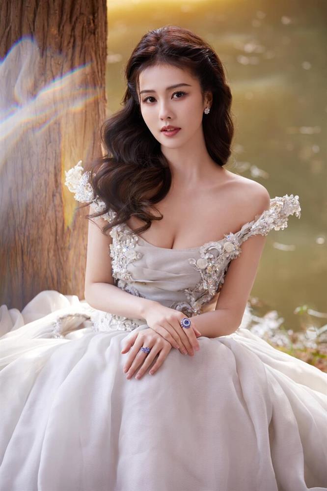 Bạch Lộc mập mờ với bạn trai tin đồn-3