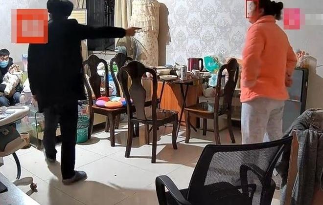 Con dâu ốm không làm được việc nhà, mẹ chồng cho tiền bắt ly hôn-2