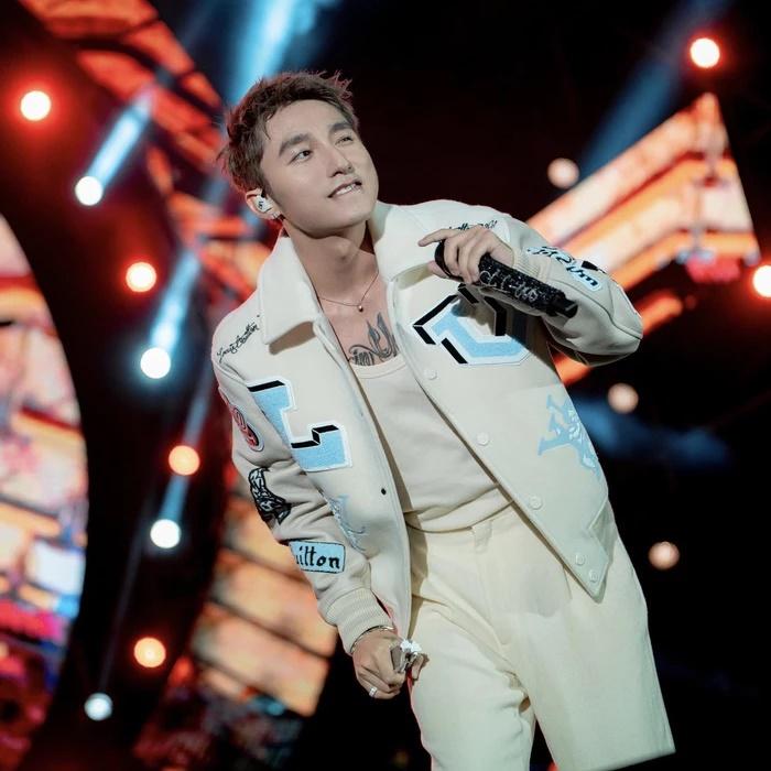 Vắng mặt loạt show cuối năm, Sơn Tùng ở Mỹ thực hiện MV mới?-1