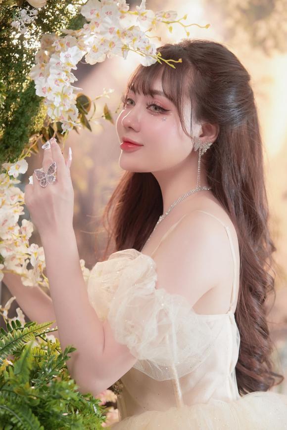 Phản ứng bất ngờ của Âu Hà My khi bồ cũ cơ trưởng có bạn gái-2