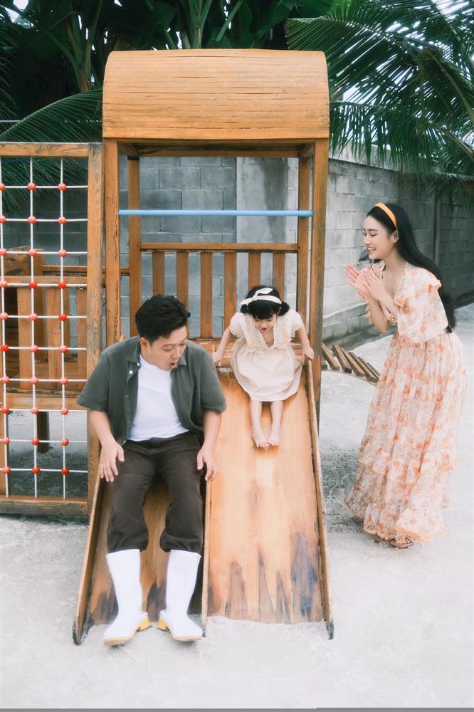 Nhã Phương được chồng chiều, mới đầu năm đã khiến chị em gato-11