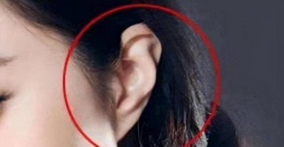 Sự khác biệt giữa tai của người nghèo và tai của người giàu-5