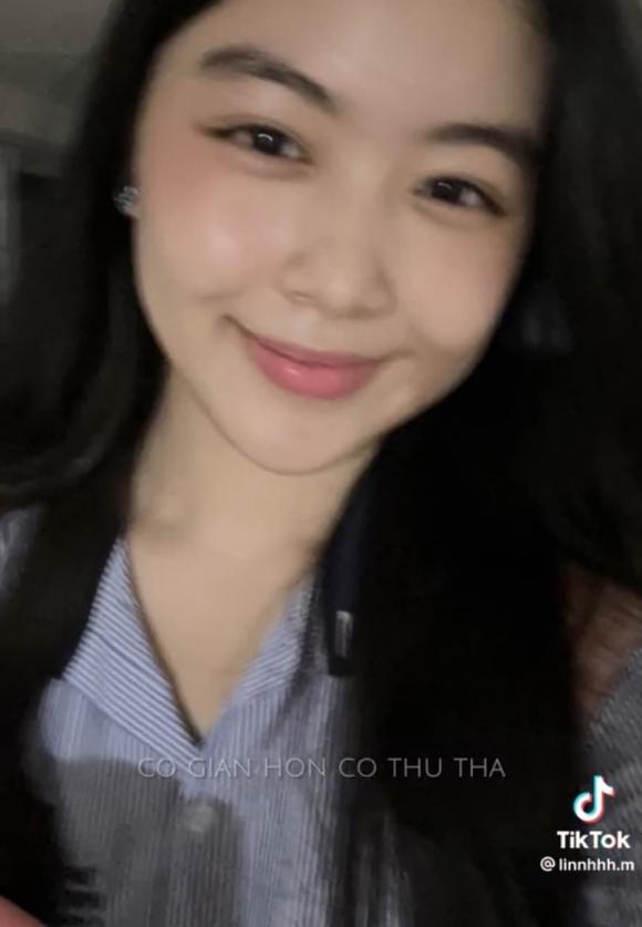 Con gái MC Quyền Linh khoe ảnh đời thường, phát sốt ngoại hình-1