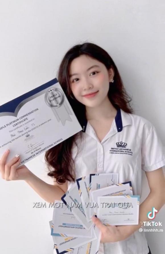 Con gái MC Quyền Linh khoe ảnh đời thường, phát sốt ngoại hình-4