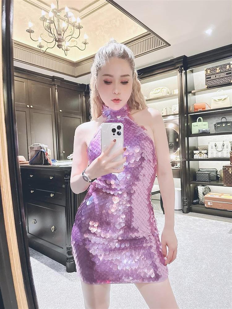 Đoàn Di Băng lên đồ kiệm vải đến dự sinh nhật Thái Công-2