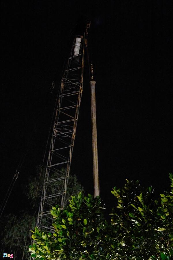 Tạm ngừng cứu hộ bé trai bị rơi xuống trụ bê tông-3