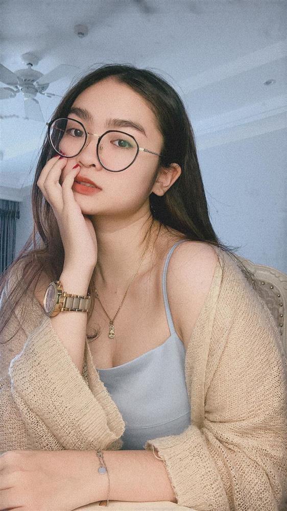 Thiện Nhân đi hát trở lại sau ồn ào công khai người yêu chuyển giới-2