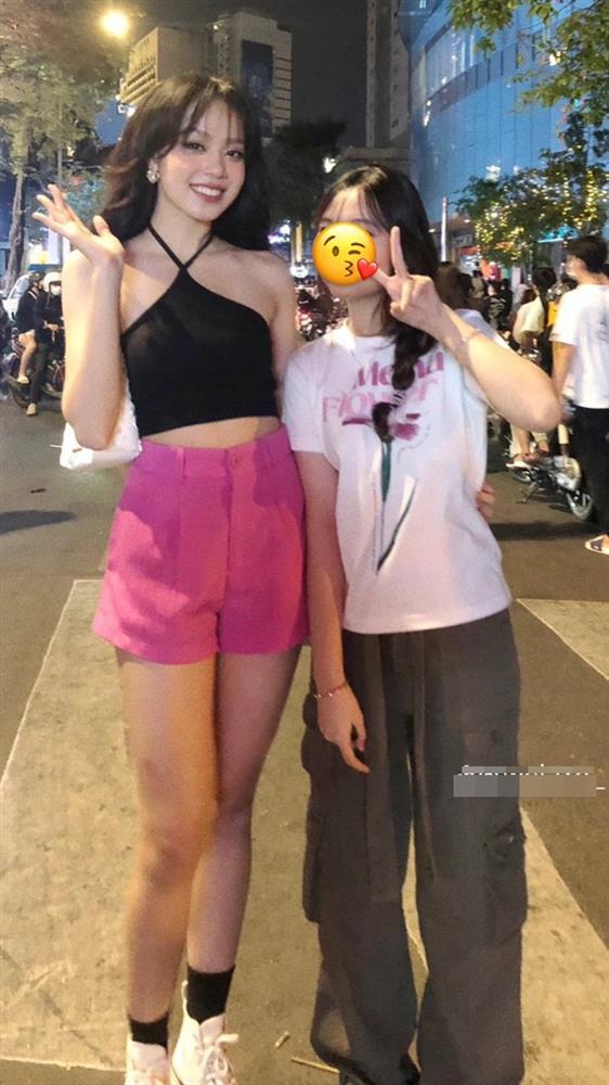 Tân Hoa hậu Việt Nam bị bắt gặp đi countdown, ngoài đời thế nào?-1