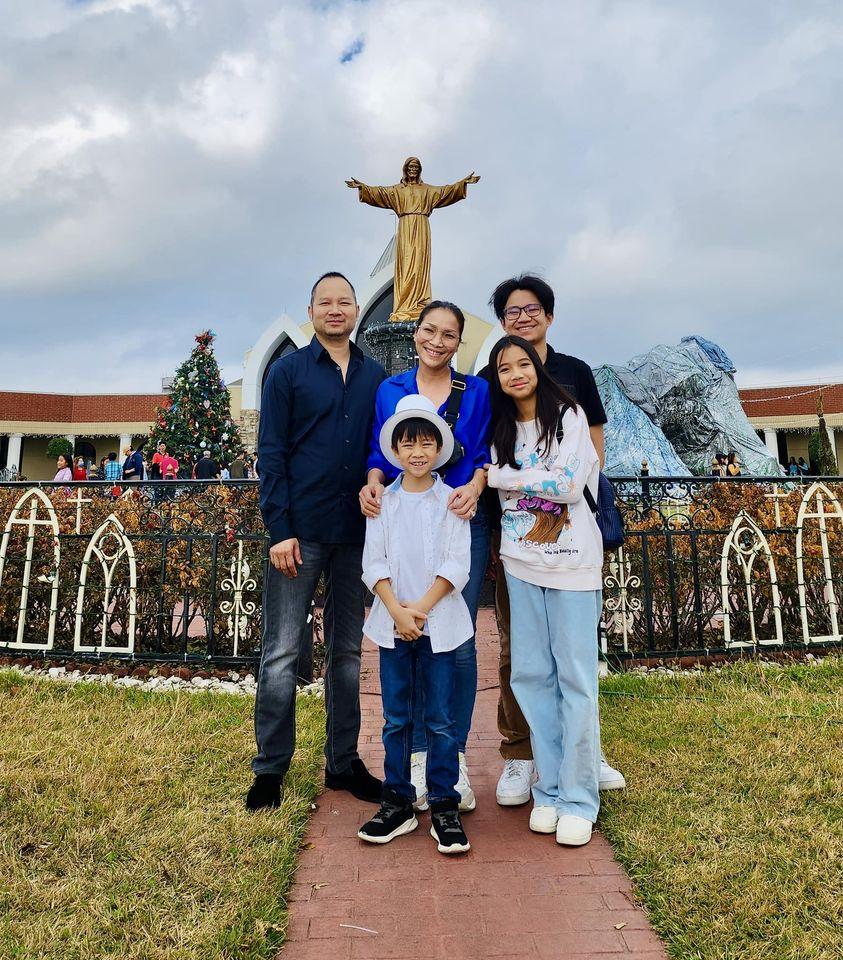 Tin showbiz Việt ngày 2/1: Bình An khoe mẹ trúng thưởng xe máy-2