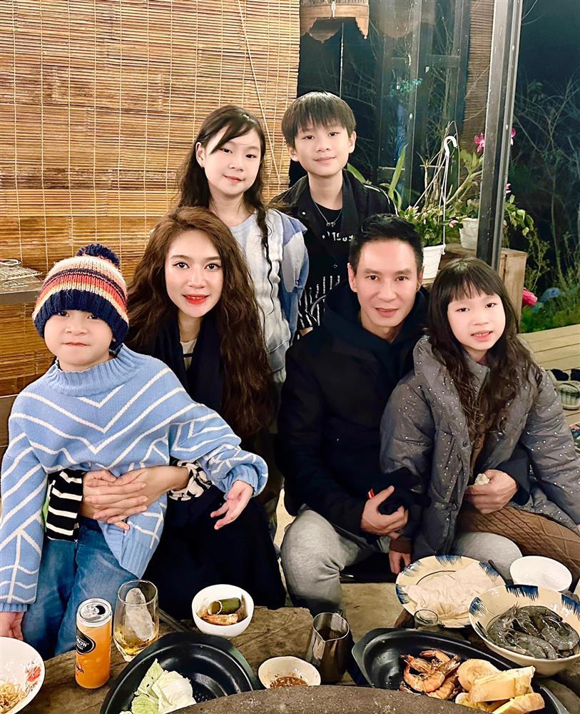 Tin showbiz Việt ngày 2/1: Bình An khoe mẹ trúng thưởng xe máy-4