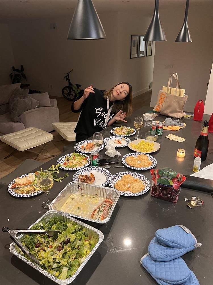 Tin showbiz Việt ngày 2/1: Bình An khoe mẹ trúng thưởng xe máy-5