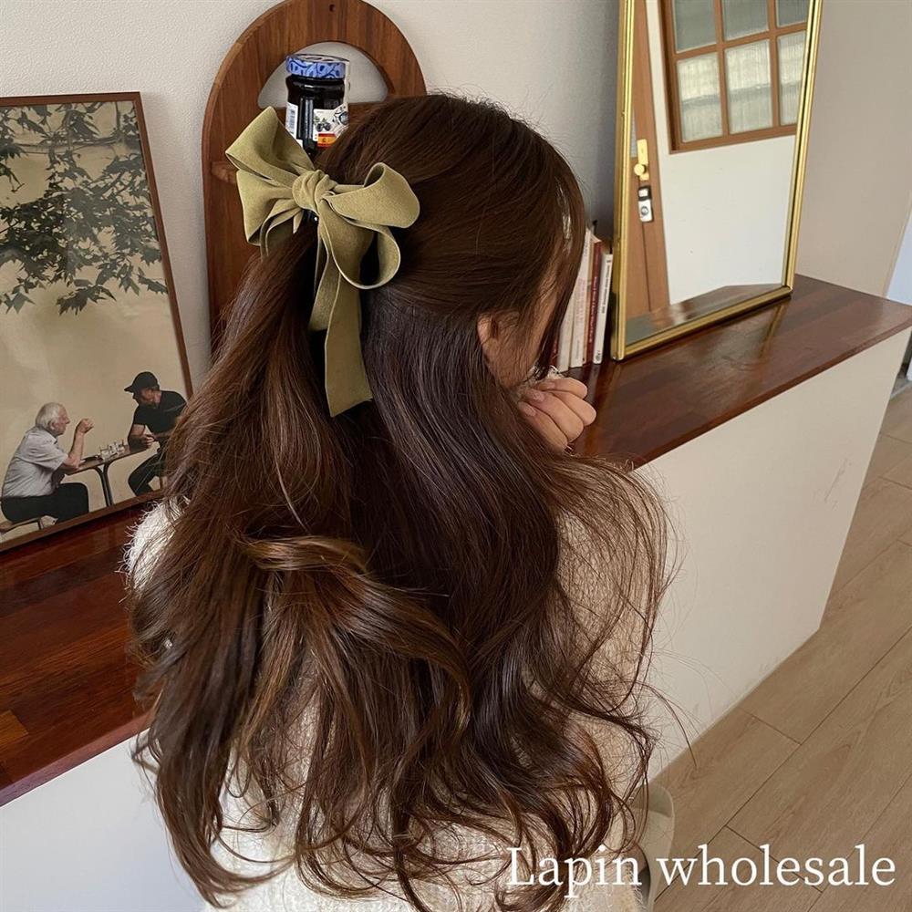 Chọn đúng kiểu tóc để mặc đồ đông không lo nặng nề-5