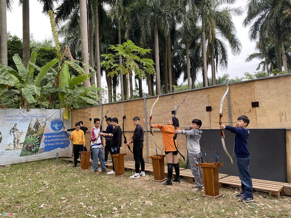 Đi chơi golf, bắn súng sơn, đua xe Go-kart đầu năm mới-2