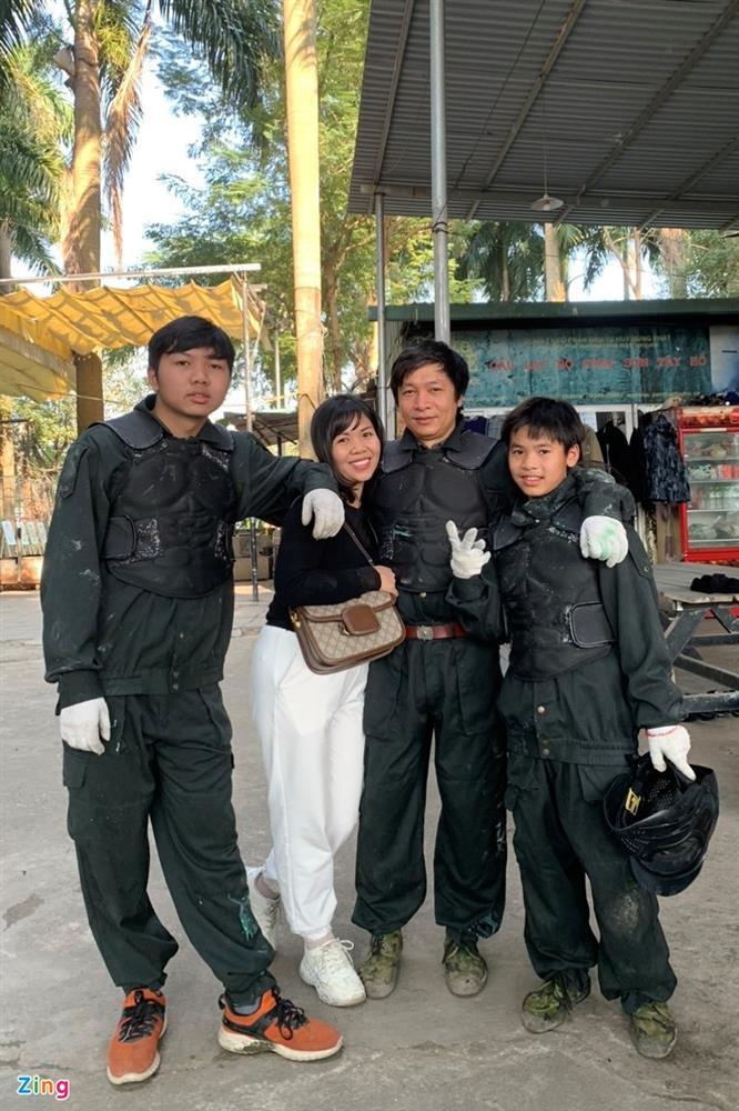 Đi chơi golf, bắn súng sơn, đua xe Go-kart đầu năm mới-4