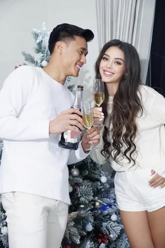 Vợ Bùi Tiến Dũng giật spotlight vì quá đẹp sau hơn 1 tháng sinh con-4