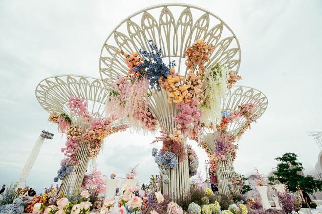 Những đám cưới khủng khiến dân tình choáng ngợp năm 2022-2