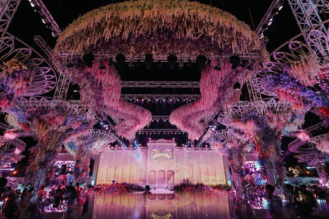 Những đám cưới khủng khiến dân tình choáng ngợp năm 2022-4